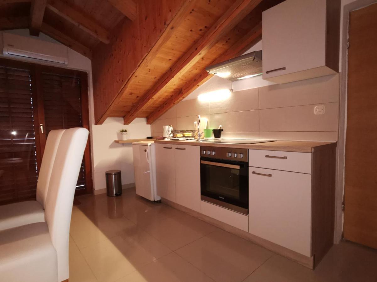 Bugenvila โรกอซนิซา ภายนอก รูปภาพ