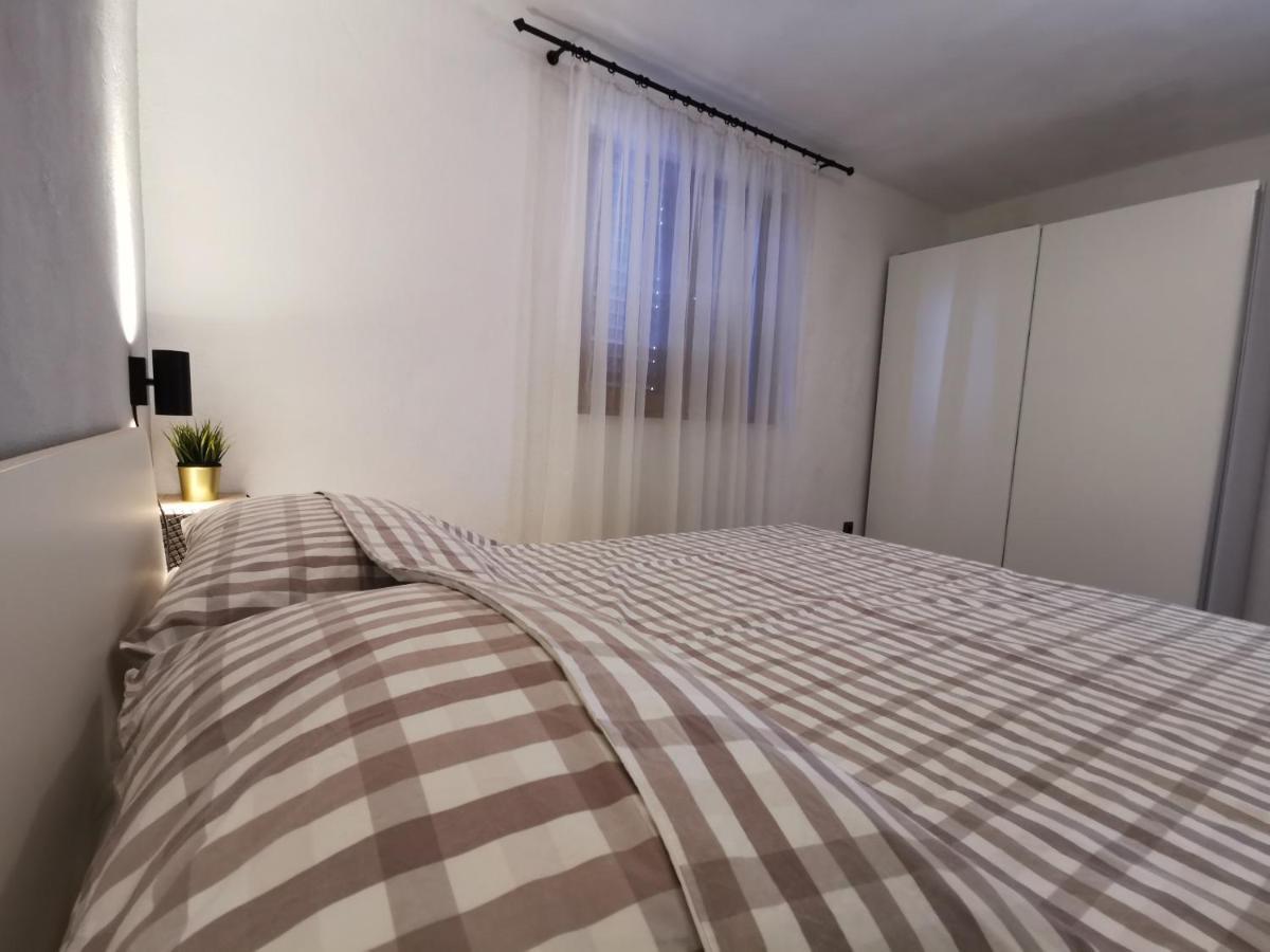 Bugenvila โรกอซนิซา ภายนอก รูปภาพ